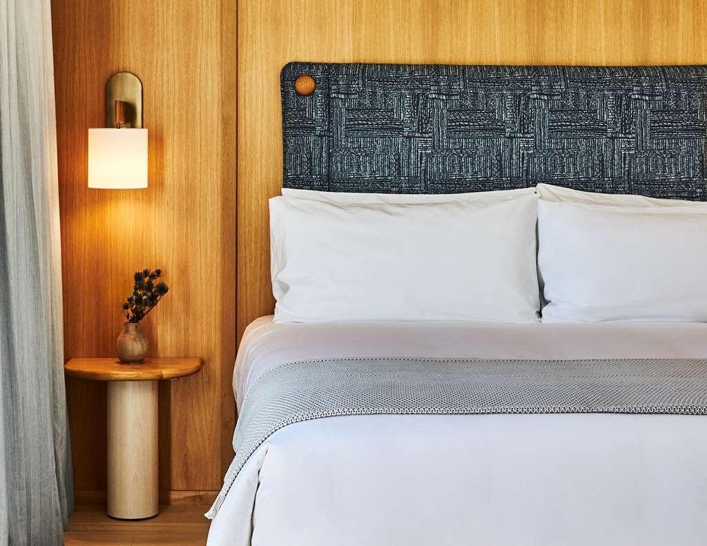 Alsace La Hotel Los Angeles Room photo